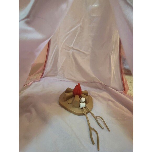 Journey Girls Doll Tent And Campfire with Marshmallows 18" Doll Camping Set - Picture 12 of 14